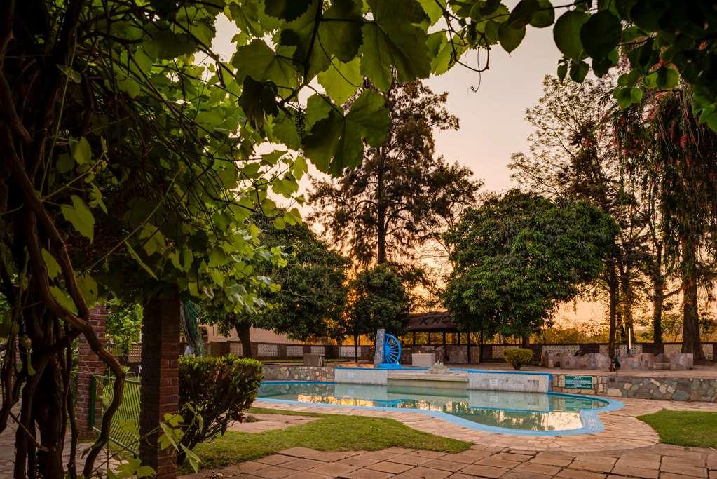 Kadoma Hotel & Conference Centre Зручності фото
