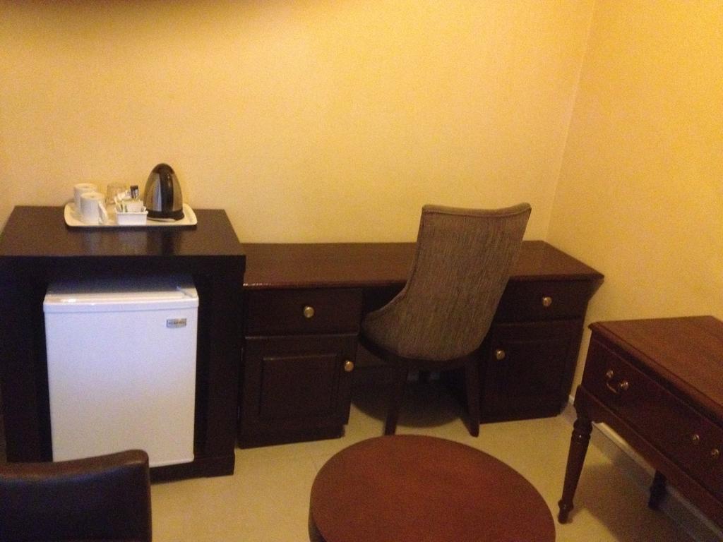 Kadoma Hotel & Conference Centre Екстер'єр фото